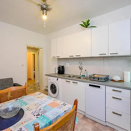 Stunning In With Wifi Appartement Janjina