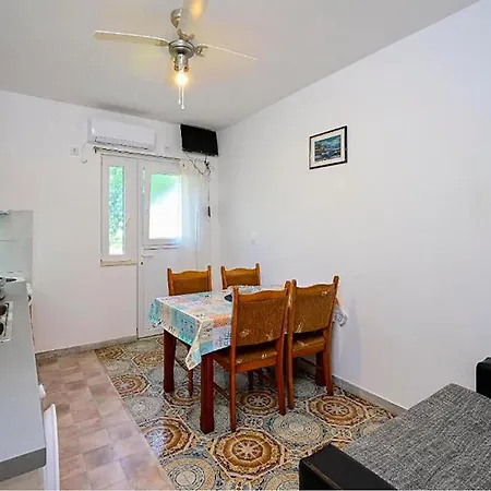 Appartamento Stunning In With House Sea View